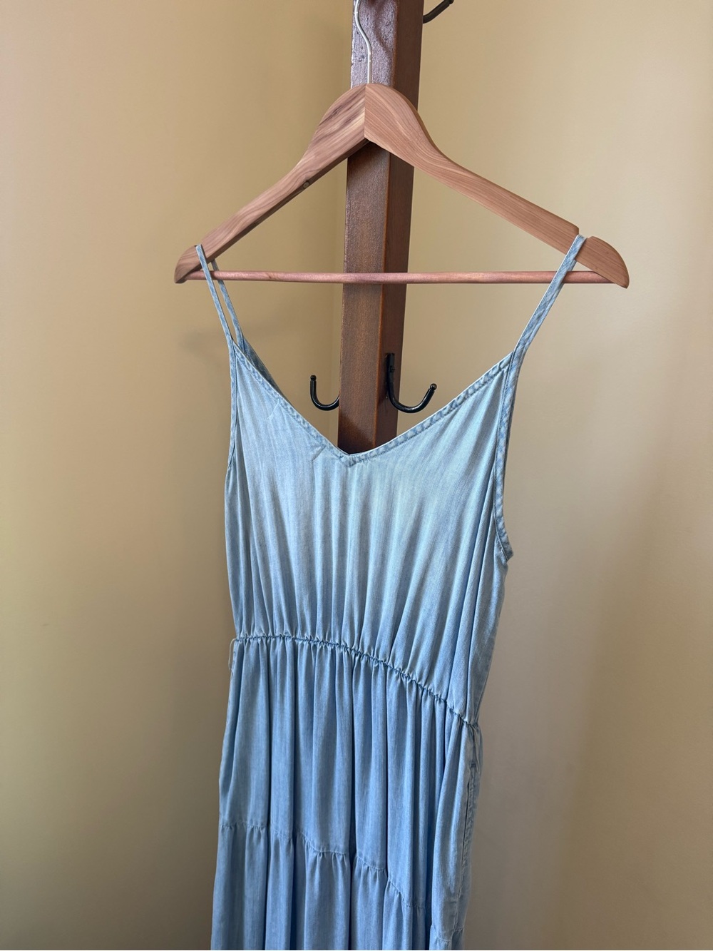 cloth & stone Light Blue V-Neck Tiered Maxi Dress - Picture 5 of 5